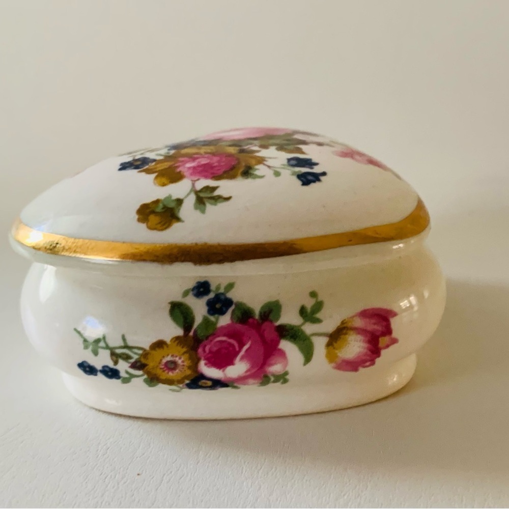 Palissy Trinket box from England